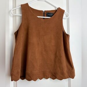 Romeo & Juliet Couture Brown Scalloped Hem Sleeveless Top with Suede Look/Feel